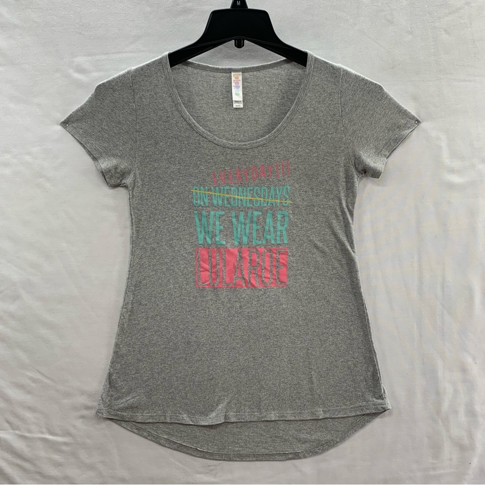 Lularoe Classic Women’s Everyday We Wear Lularoe Logo Gray Graphic T-Shirt XXS